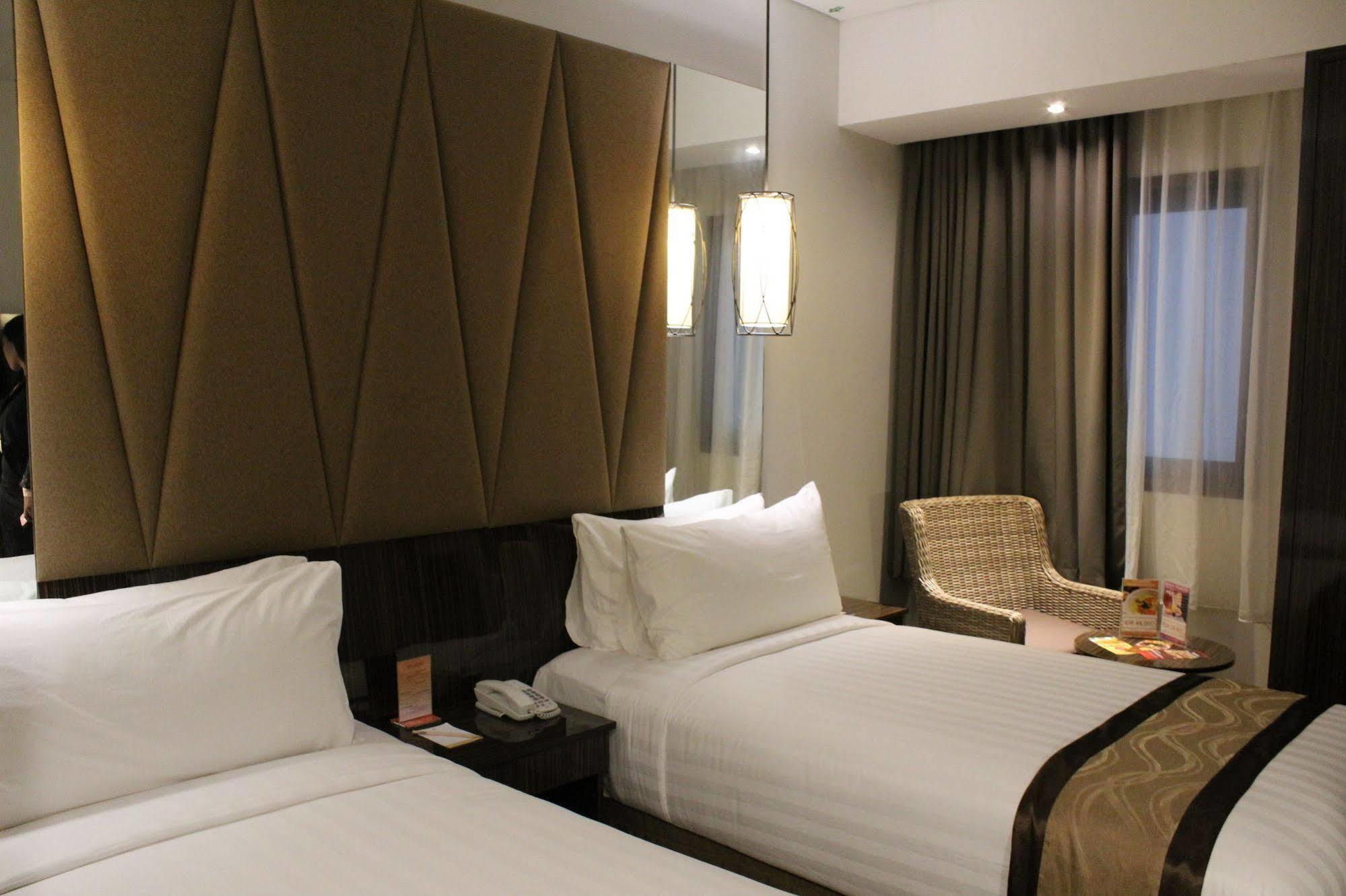 The Atrium Hotel & Resort Yogyakarta Melati Exterior foto
