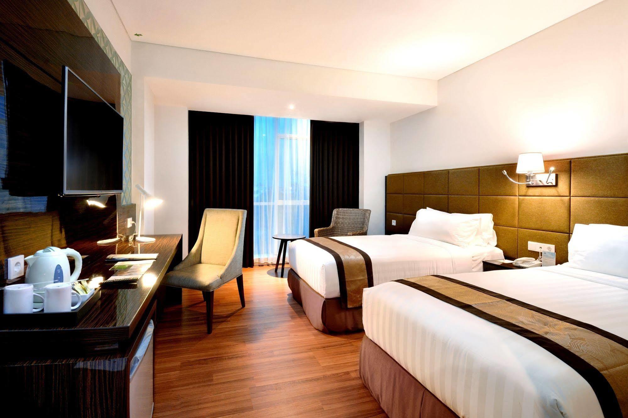 The Atrium Hotel & Resort Yogyakarta Melati Exterior foto
